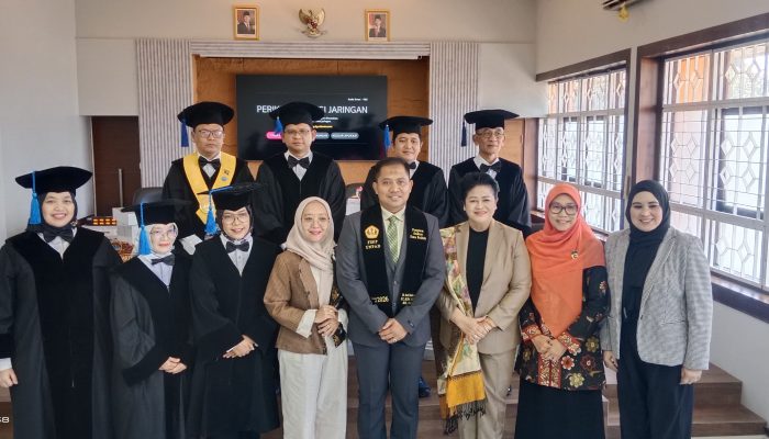 Pengamat Pertahanan Prof. Connie Rahakundini Bakrie Hadiri Sidang Promosi Doktor Aris Toteles Sufiuddin
